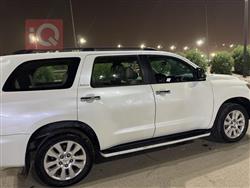 Toyota Sequoia